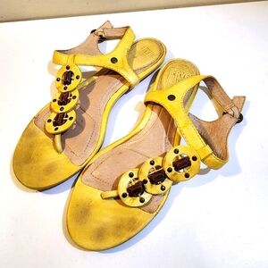 Frye Laurel Ring ankle yellow leather sandals size 8M